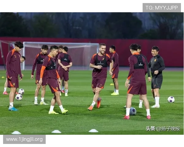 国足全队包下豪华酒店拒绝球迷打扰 4万元一晚房价为收官战全力备战