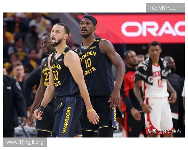 巴特勒再次延续希尔德风格赛前为穿30号球衣的勇士球迷热情签名