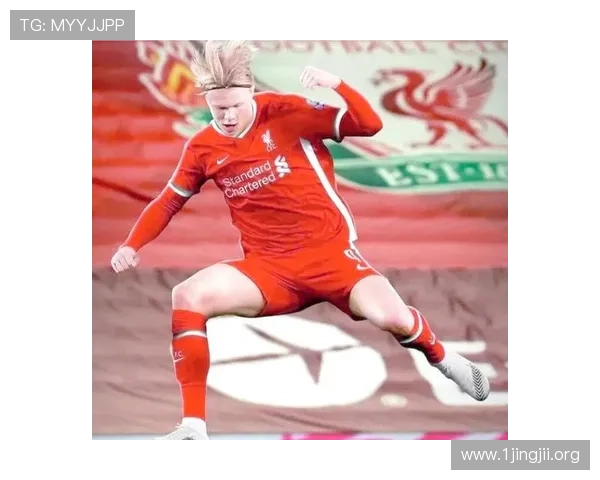 英超球星晒童年照鼓励年轻球员 坚持梦想成就辉煌人生