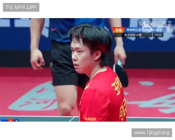 王楚钦看隔壁热闹笑到捂嘴状态爆棚横扫好兄弟牛冠凯毫不手软赛场统治力